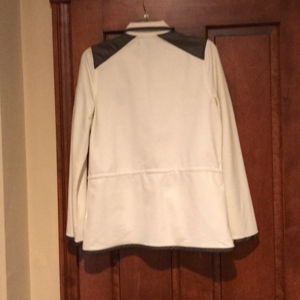Light jacket - Picture 2 of 2